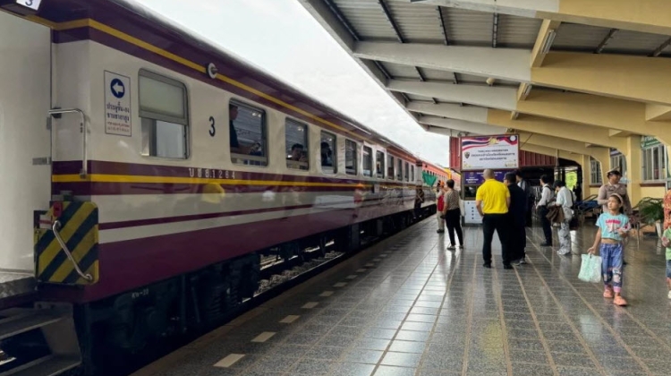 ทำความรู้จัก รถไฟไทย-ลาว สุดเส้นทางที่สถานีเวียงจันทน์